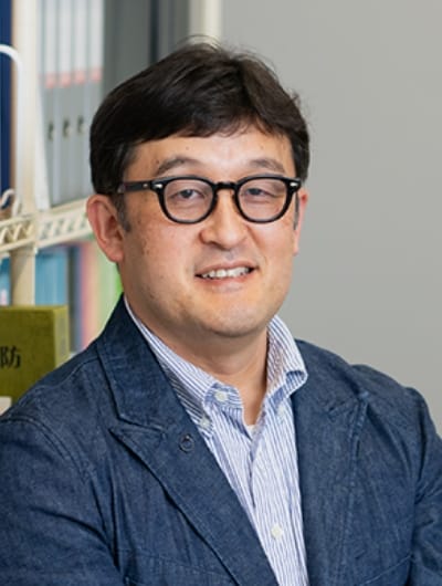 岡浩一朗先生